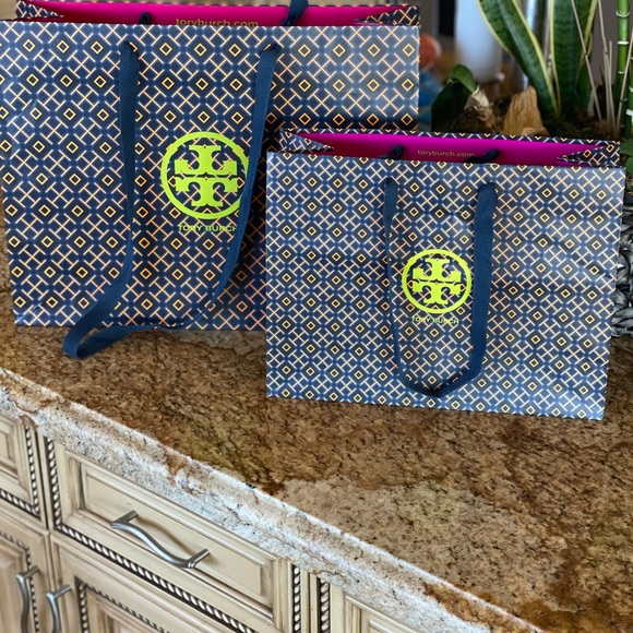 Tory Burch Other - Tory Burch shopping bag